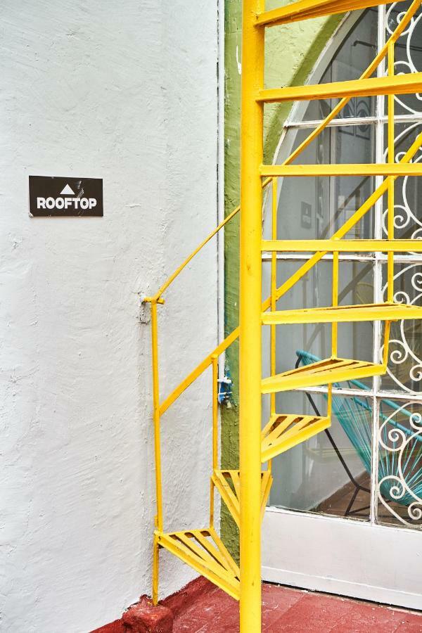 Hostal Americana Guadalajara Exterior photo